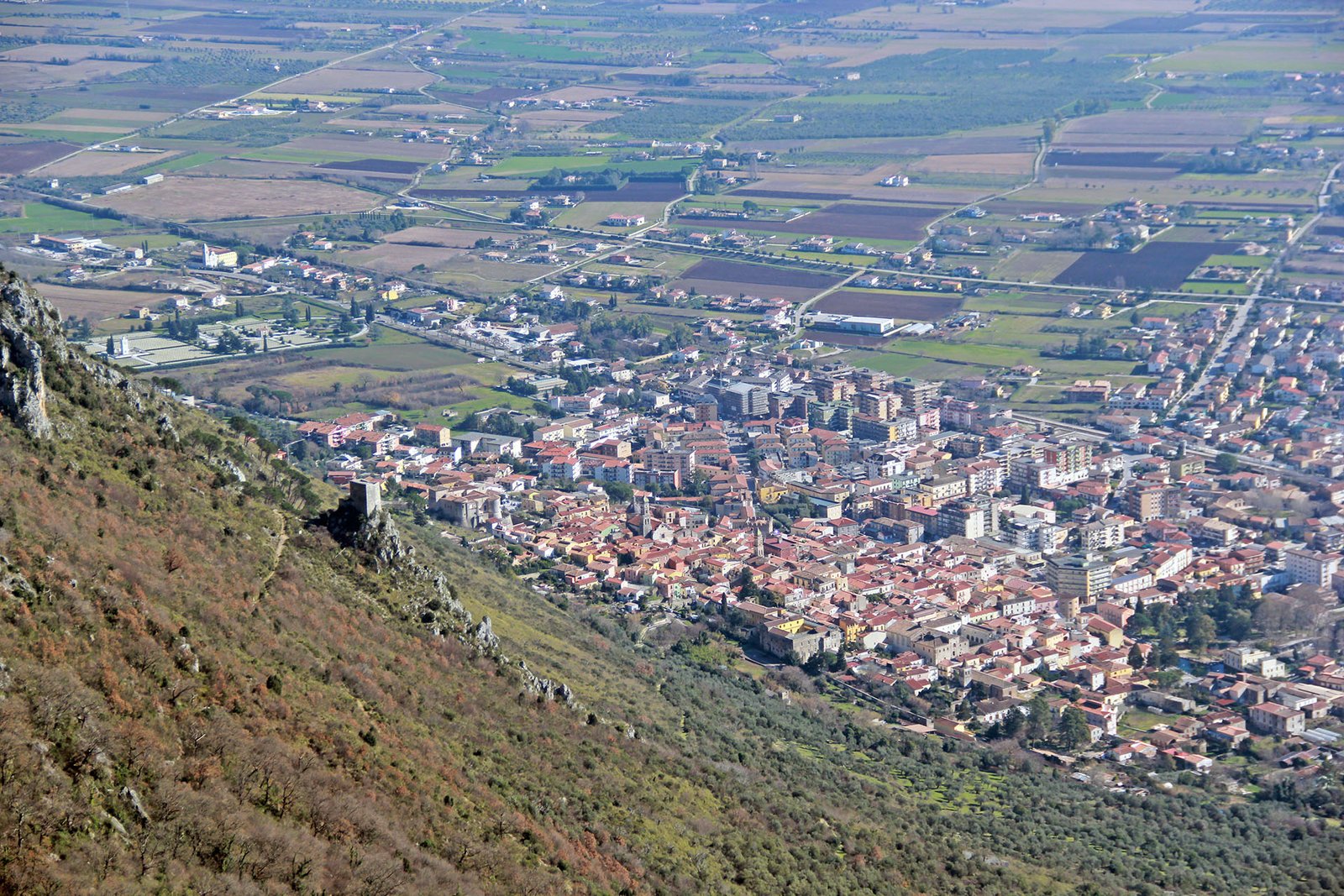 Venafro dall’altro torricella castello chiese verlascio