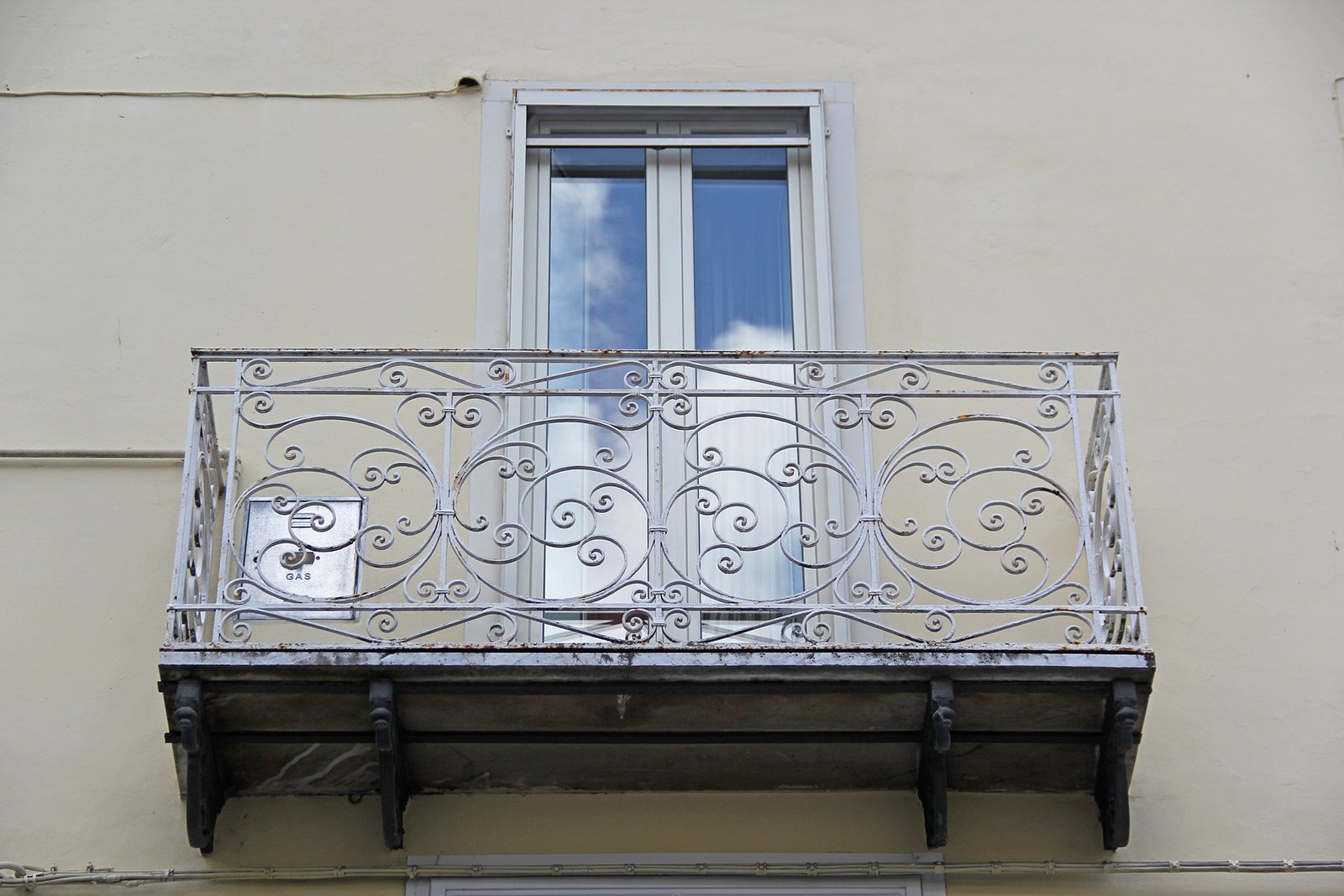 campobasso balconi ferro battutto acciaio traforato (19)